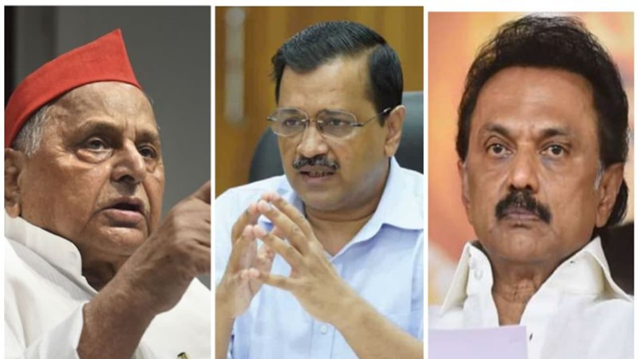 മതേതരത്വ ആശയങ്ങൾക്കായുള്ള സമർപ്പിത ജീവിതമായിരുന്നു മുലായത്തിന്റേത്; അനുശോചനമറിയിച്ച് പ്രധാന നേതാക്കൾ മതേതരത്വ ആശയങ്ങൾക്കായുള്ള സമർപ്പിത ജീവിതമായിരുന്നു മുലായത്തിന്റേത്; അനുശോചനമറിയിച്ച് പ്രധാന നേതാക്കൾ