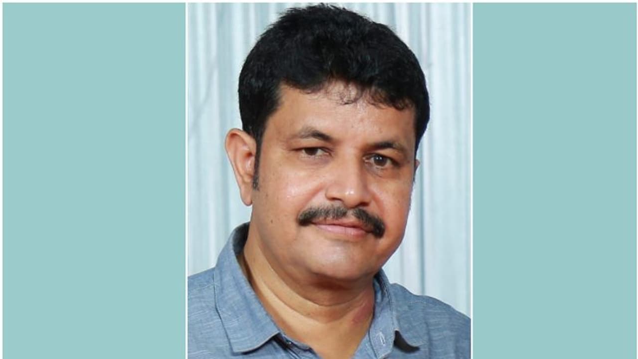 പ്രവാസി മലയാളി ഹൃദയാഘാതം മൂലം മരിച്ചു പ്രവാസി മലയാളി ഹൃദയാഘാതം മൂലം മരിച്ചു