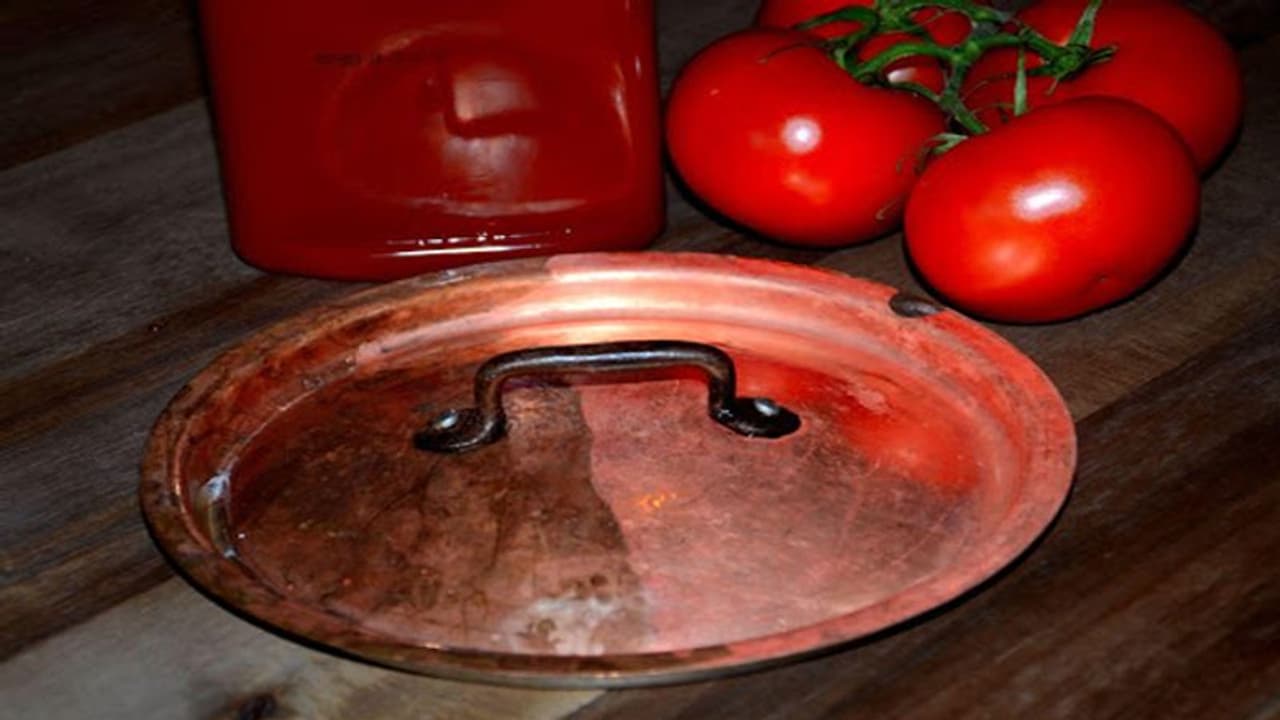 टोमेटो केचप से करें बर्तनों की सफाई, स्टील, तांबा से लेकर चांदी के बर्तन हो जाएंगे एकदम नए जैसे