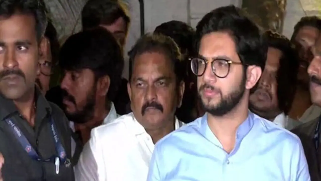 आदित्य ठाकरे ने कहा  हर घर में पहुंचाएंगे मशाल, उपचुनाव के लिए EC ने दिया है नया नाम और सिंबल