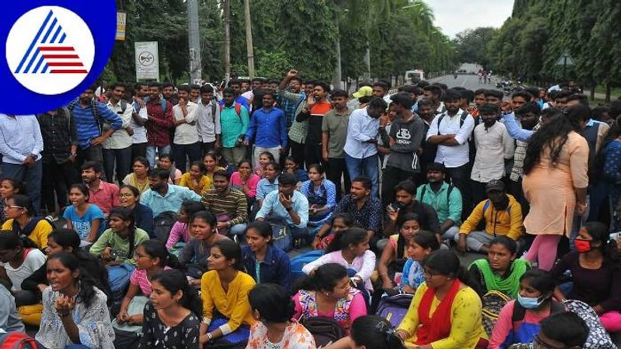 ಬೆಂಗಳೂರು ವಿವಿ ವಿದ್ಯಾರ್ಥಿನಿ ಮೇಲೆ ಹರಿದ ಬಿಎಂಟಿಸಿ ಬಸ್‌: ಸ್ಥಿತಿ ಗಂಭೀರ, ಮುಂದುವರಿದ ಪ್ರತಿಭಟನೆ