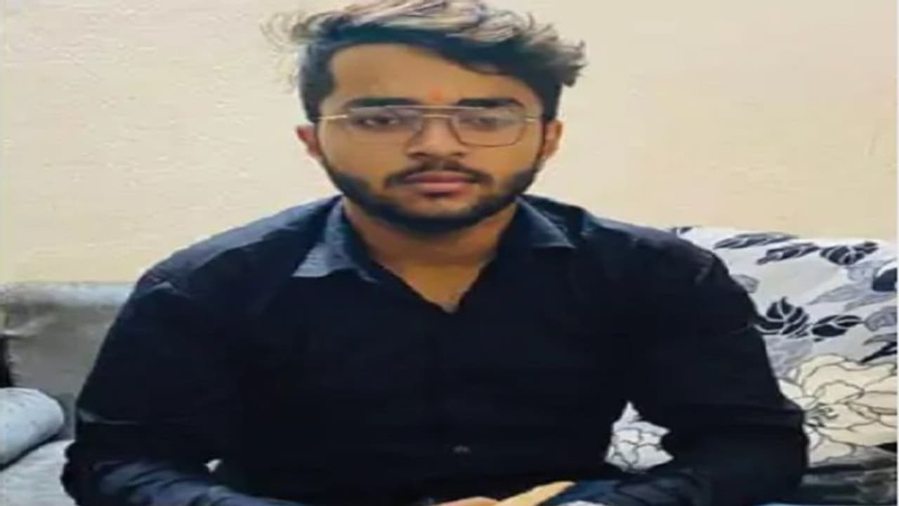 गाजियाबाद: मोबाइल बाइक नहीं दिलाने पर युवक ने उठाया दर्दनाक कदम, सालभर पहले इस वजह से खाई थीं नींद की गोलियां गाजियाबाद: मोबाइल बाइक नहीं दिलाने पर युवक ने उठाया दर्दनाक कदम, सालभर पहले इस वजह से खाई थीं नींद की गोलियां