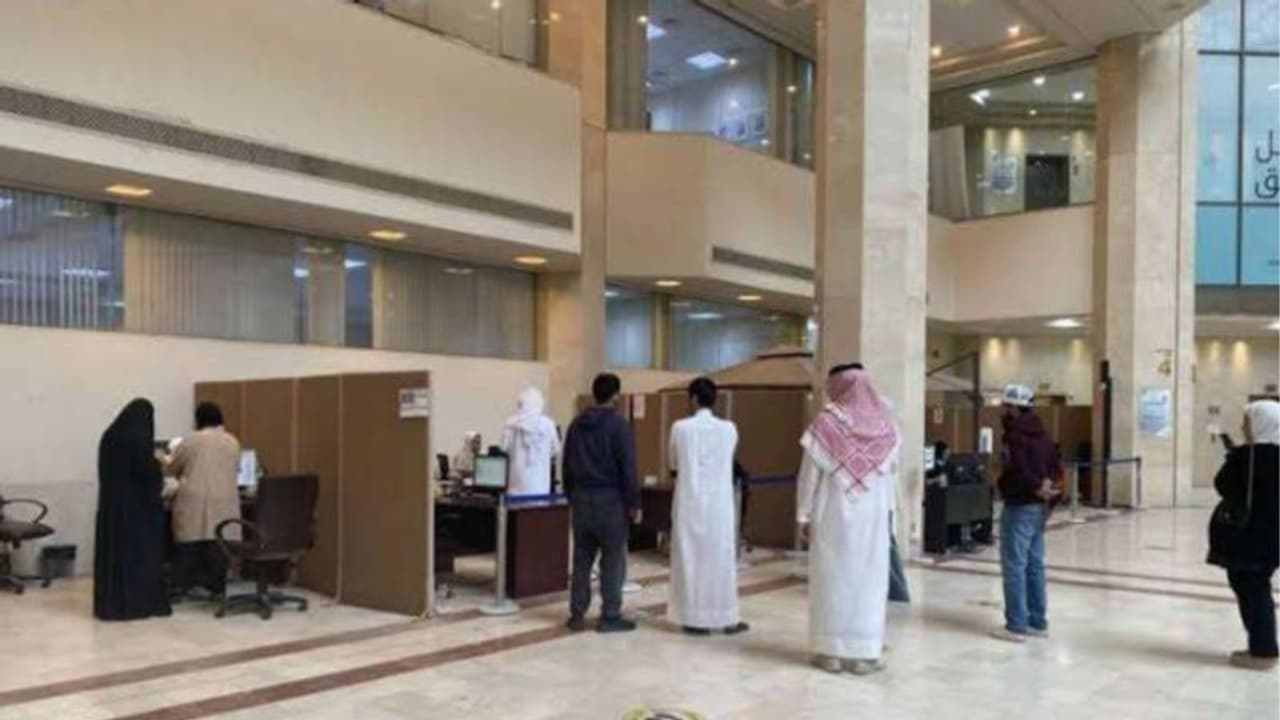 ജോലി സ്ഥലത്ത് മാന്യമായി വസ്‍ത്രം ധരിക്കണമെന്ന് കുവൈത്ത് മന്ത്രാലയം