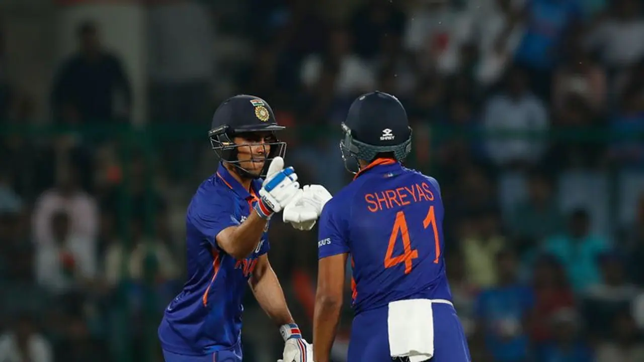 കറക്കി വീഴ്ത്തി, പിന്നെ അടിച്ചോടിച്ചു; മൂന്നാം ഏകദിനത്തിലും ദക്ഷിണാഫ്രിക്കയെ വീഴ്ത്തി ഇന്ത്യക്ക് പരമ്പര