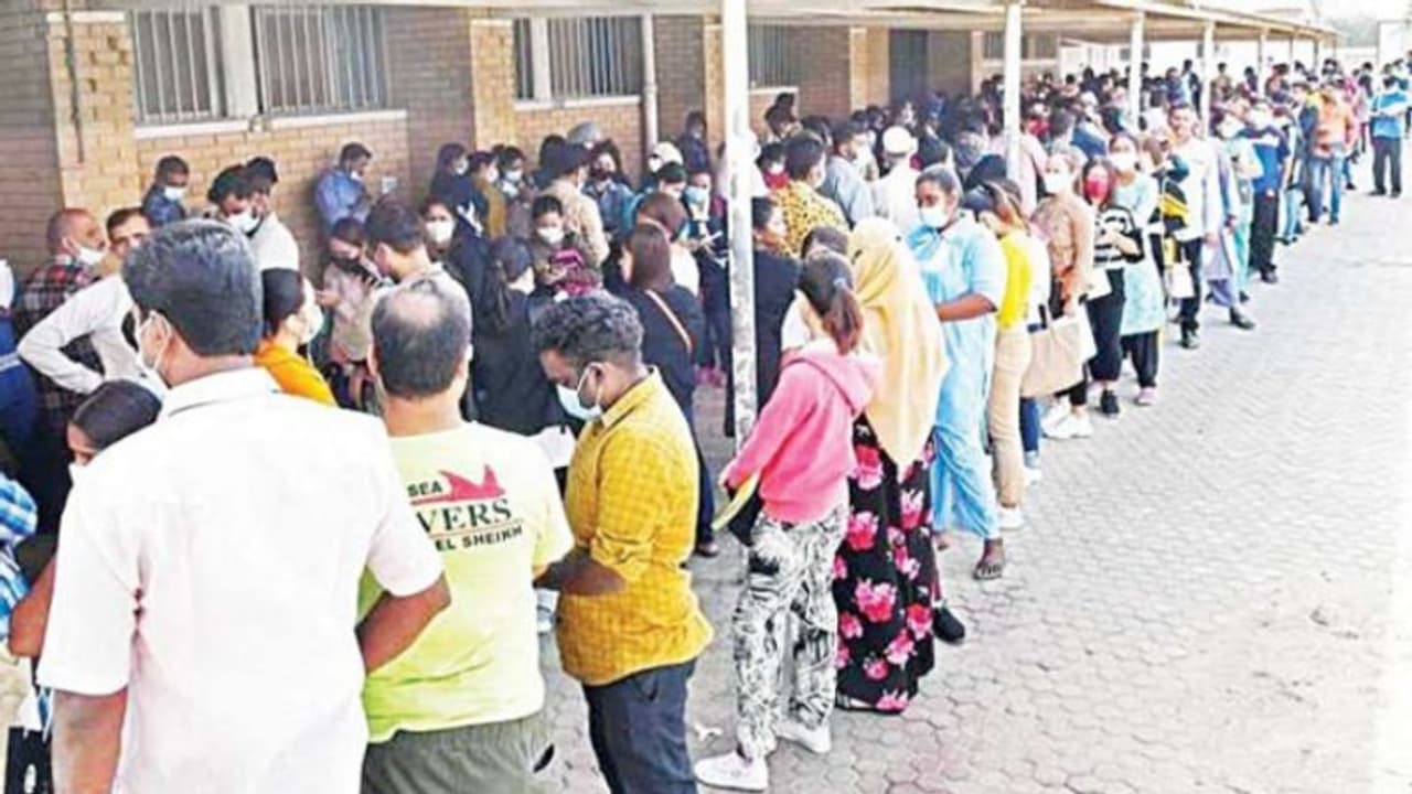 പ്രവാസികളുടെ മെഡിക്കല് ടെസ്റ്റിങ് സെന്റര് മാറ്റി; ഇന്നു മുതല് കൂടുതല് സൗകര്യങ്ങള് പ്രവാസികളുടെ മെഡിക്കല് ടെസ്റ്റിങ് സെന്റര് മാറ്റി; ഇന്നു മുതല് കൂടുതല് സൗകര്യങ്ങള്