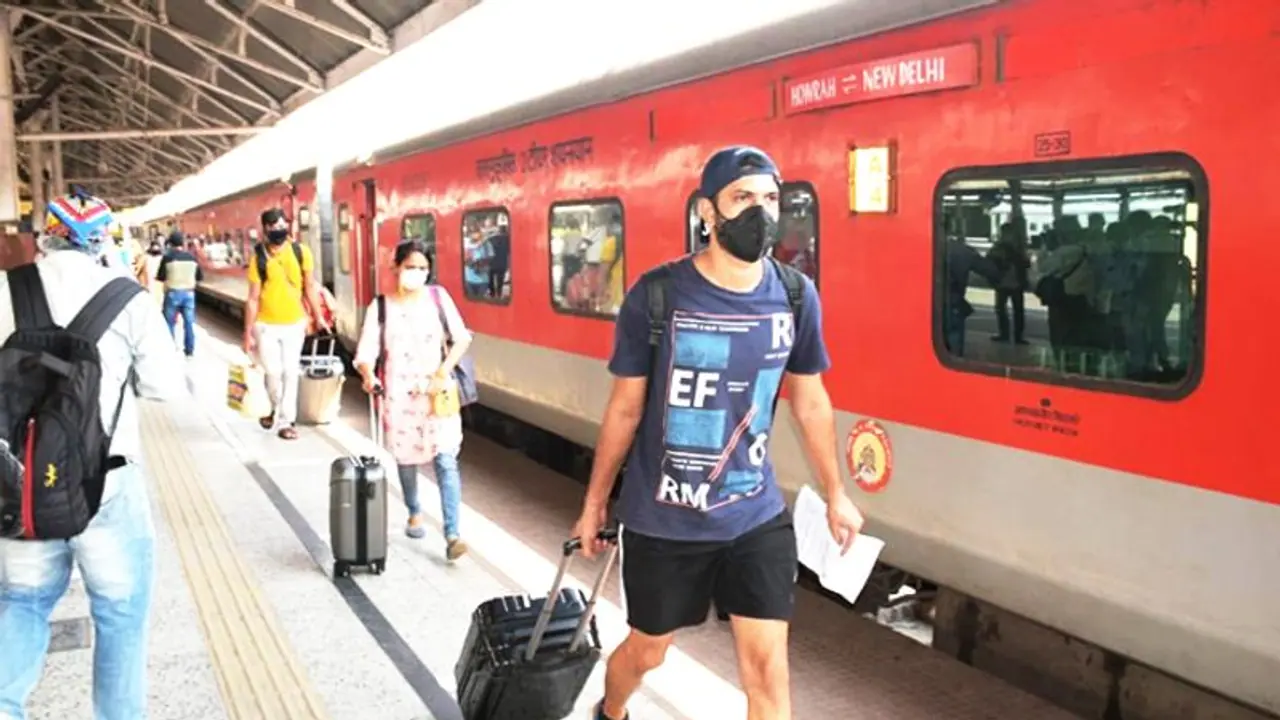 Indian Railway: करवा चौथ पर कैंसिल हुईं 132 ट्रेनें, यात्रा से पहले ऐसे चेक करें अपनी ट्रेन का स्टेटस