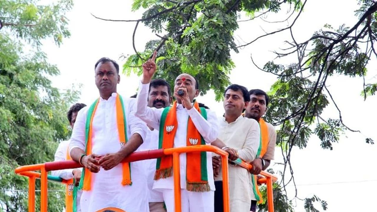 మునుగోడు ఉప ఎన్నికలో కమల వికాసమే... : బీజేపీ నాయకులు మునుగోడు ఉప ఎన్నికలో కమల వికాసమే... : బీజేపీ నాయకులు