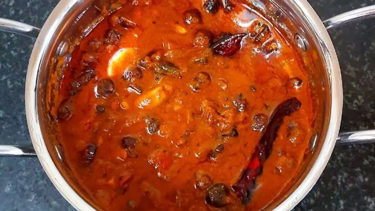 சுவையான செட்டிநாடு வத்தல் குழம்பு... ரெசிபி இதோ!