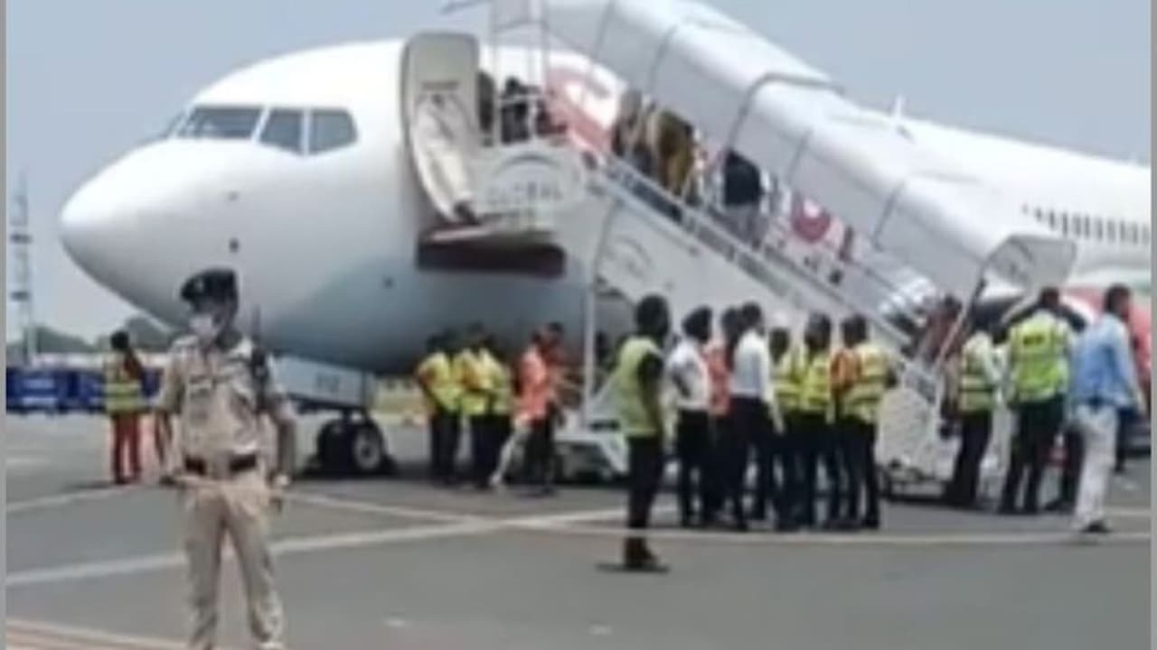 ರಷ್ಯಾದ ಮಾಸ್ಕೋದಿಂದ ದೆಹಲಿಗೆ ಹೊರಟಿದ್ದ ವಿಮಾನಕ್ಕೆ ಬಾಂಬ್ ಬೆದರಿಕೆ