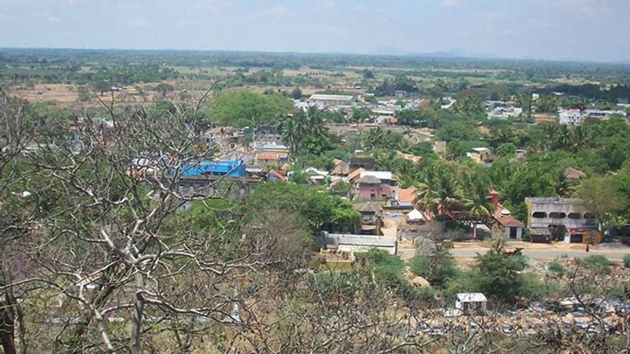 Court News : விராலிமலை அருகே நீர்நிலை ஆக்கிரமிப்புகளை அகற்ற உயர்நீதிமன்ற மதுரை கிளை உத்தரவு!