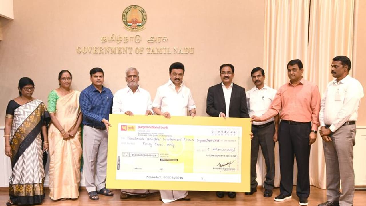 2000 திருக்கோயில்களில் ஒருகால பூஜை திட்டம் .. ரூ.40 கோடி வைப்பு நிதி வழங்கினார் முதலமைச்சர்..