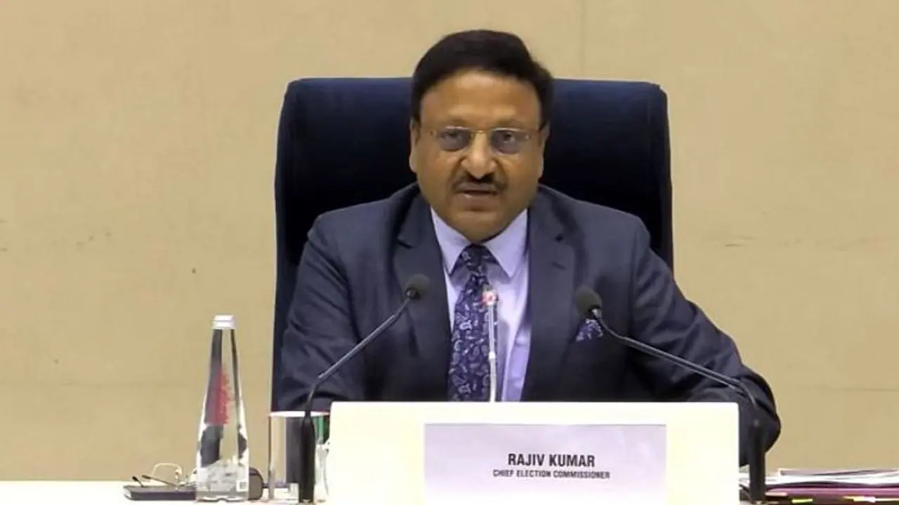 Here's what EC said when questioned on not announcing Gujarat election dates