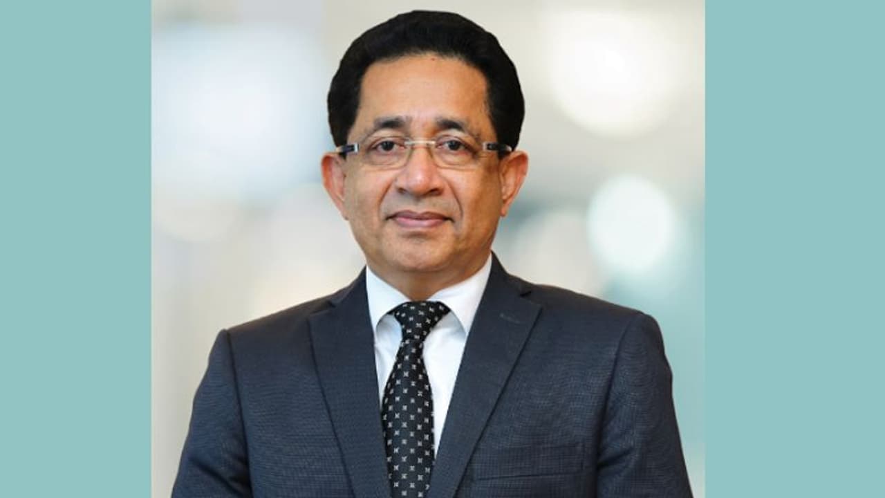 രാജ്യത്തെ ജ്വല്ലറി ഉടമകളുടെ അതിസന്പന്ന പട്ടികയിൽ ഒന്നാമതെത്തി ജോയ് ആലൂക്കാസ്, ആസ്തി വിവരങ്ങൾ ഇങ്ങനെ... രാജ്യത്തെ ജ്വല്ലറി ഉടമകളുടെ അതിസന്പന്ന പട്ടികയിൽ ഒന്നാമതെത്തി ജോയ് ആലൂക്കാസ്, ആസ്തി വിവരങ്ങൾ ഇങ്ങനെ...