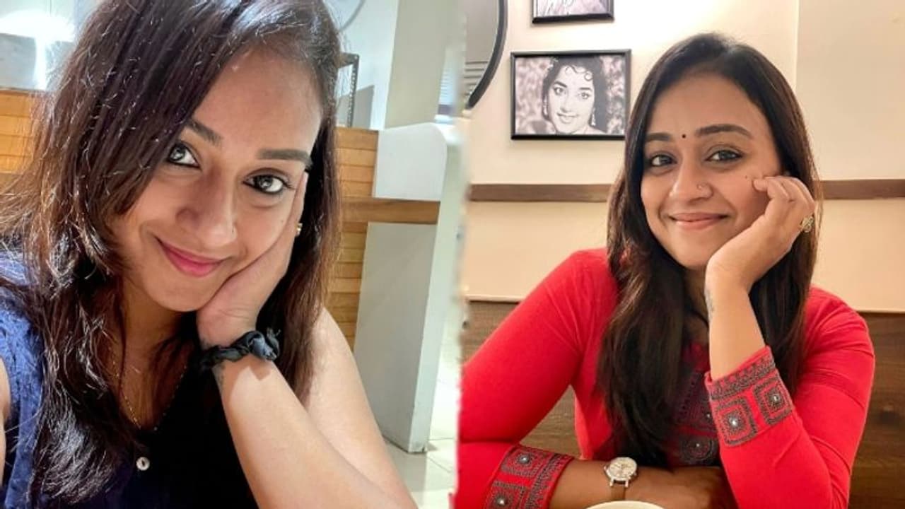 കോഫി വിത്ത് എമി; പുതിയ ചിത്രങ്ങൾ പങ്കുവെച്ച് സീരിയൽ താരം വരദ കോഫി വിത്ത് എമി; പുതിയ ചിത്രങ്ങൾ പങ്കുവെച്ച് സീരിയൽ താരം വരദ