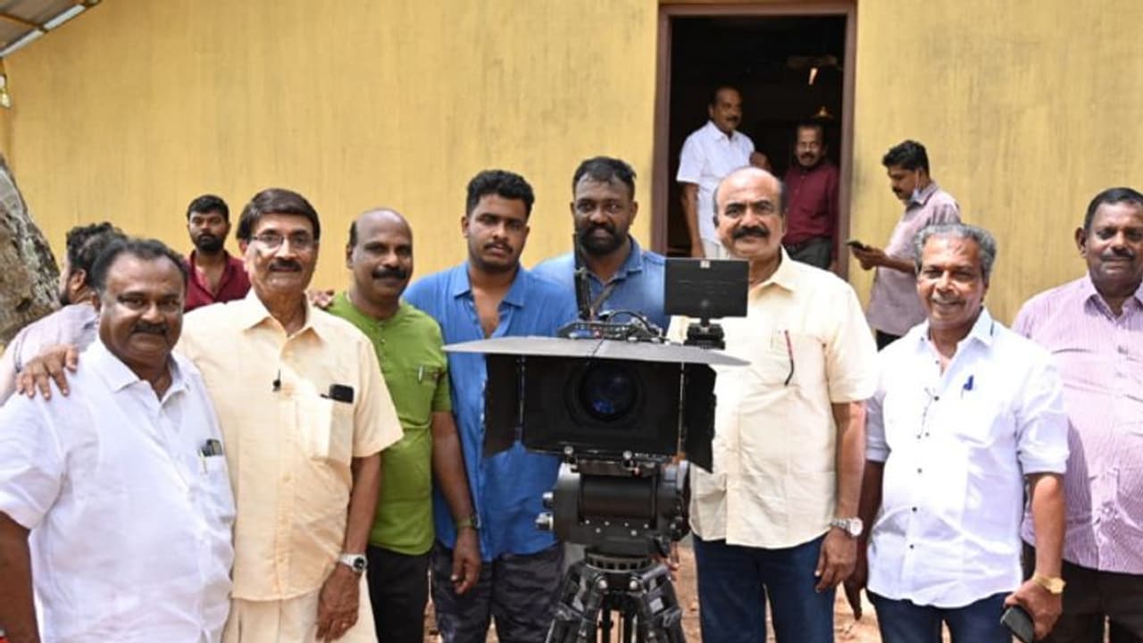 ആലപ്പി അഷറഫിന്റെ സംവിധാനത്തില്‍ 'അടിയന്തരാവസ്ഥകാലത്തെ അനുരാഗം', ചിത്രീകരണം തുടങ്ങി