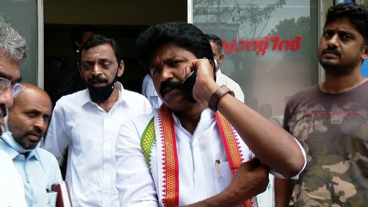 'കേസ് രാഷ്ട്രീയ പ്രേരിതം', നിരപരാധിയെന്ന് എല്‍ദോസ്; കെപിസിസിക്ക് വിശദീകരണം നല്‍കി