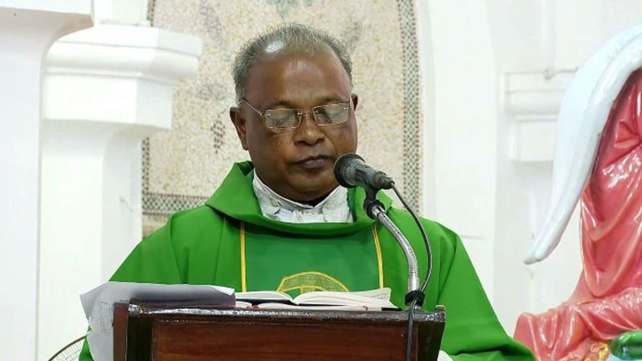 'സര്‍ക്കാരിന് ധാര്‍ഷ്ട്യം': വിഴിഞ്ഞം സമരം ശക്തിപ്പെടുത്താൻ ലത്തീൻ സഭ, പള്ളികളിൽ സ‍ര്‍ക്കുലര്‍ വായിച്ചു 