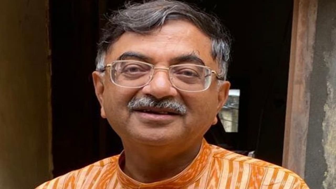 गुजरात में अनुसूचित जाति के संतों के साथ दिवाली मनाएंगे तरुण विजय, देंगे सामाजिक सद्भाव का संदेश गुजरात में अनुसूचित जाति के संतों के साथ दिवाली मनाएंगे तरुण विजय, देंगे सामाजिक सद्भाव का संदेश