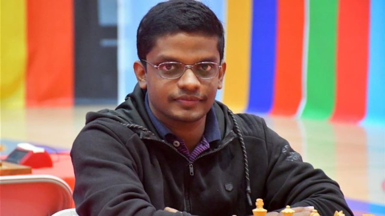 ഫാഗർനെസ് ​ഗ്രാന്റ് മാസ്റ്റർ ഓപ്പൺ ചെസ് ചാമ്പ്യൻഷിപ്പ്: പ്ര​ഗ്നാനന്ദയെ മറികടന്ന് നാരായണന് കിരീടം