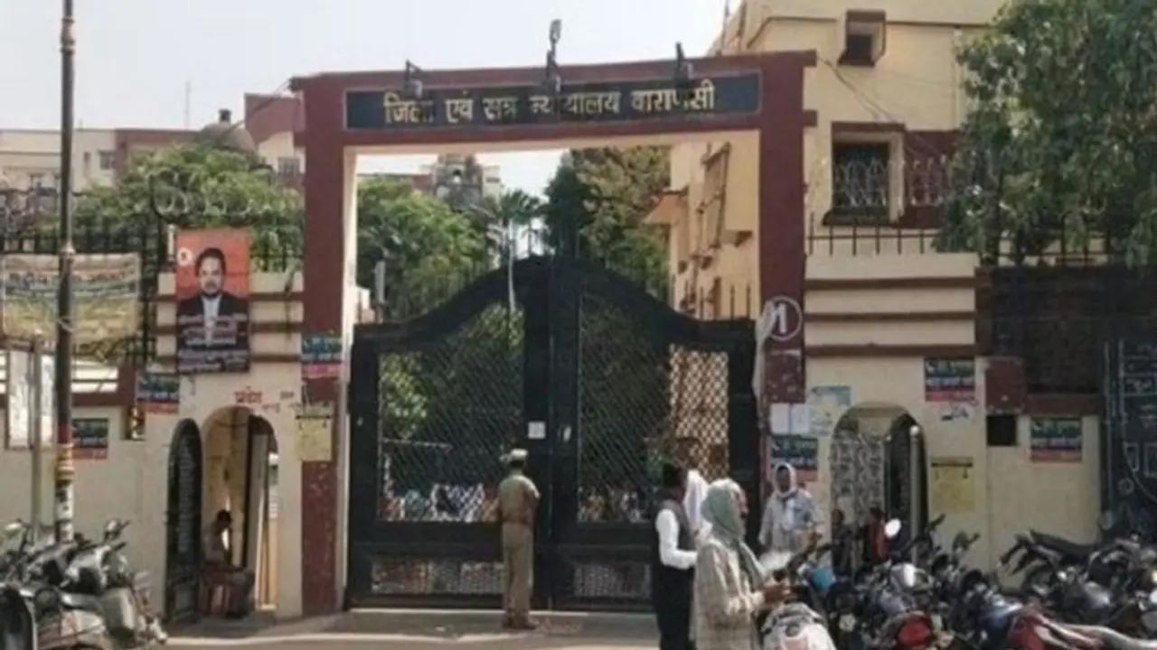 Gyanvapi Case: अखिलेश ओवैसी पर दर्ज होगा मुकदमा या नहीं, कोर्ट आज करेगा फैसला Gyanvapi Case: अखिलेश ओवैसी पर दर्ज होगा मुकदमा या नहीं, कोर्ट आज करेगा फैसला