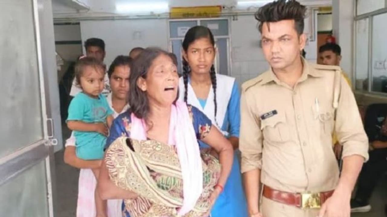 रास्ते में विवाद के बाद युवक ने मासूम को उतारा मौत के घाट, पिता की गोद से छीनकर इस तरह दिया वारदात को अंजाम रास्ते में विवाद के बाद युवक ने मासूम को उतारा मौत के घाट, पिता की गोद से छीनकर इस तरह दिया वारदात को अंजाम