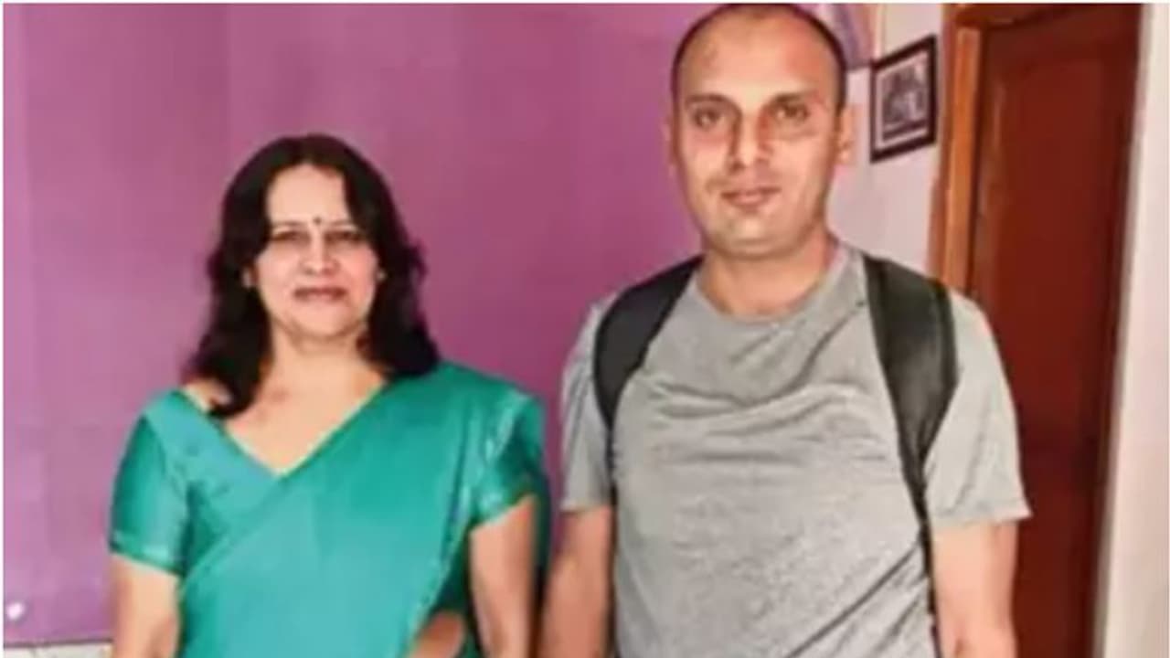 പിടികിട്ടാപ്പുള്ളിയുമായി സാദൃശ്യം; വിനോദയാത്രയ്ക്ക് പോയ ഇന്ത്യന്‍ ദമ്പതികളെ യുഎഇയില്‍ തടഞ്ഞു