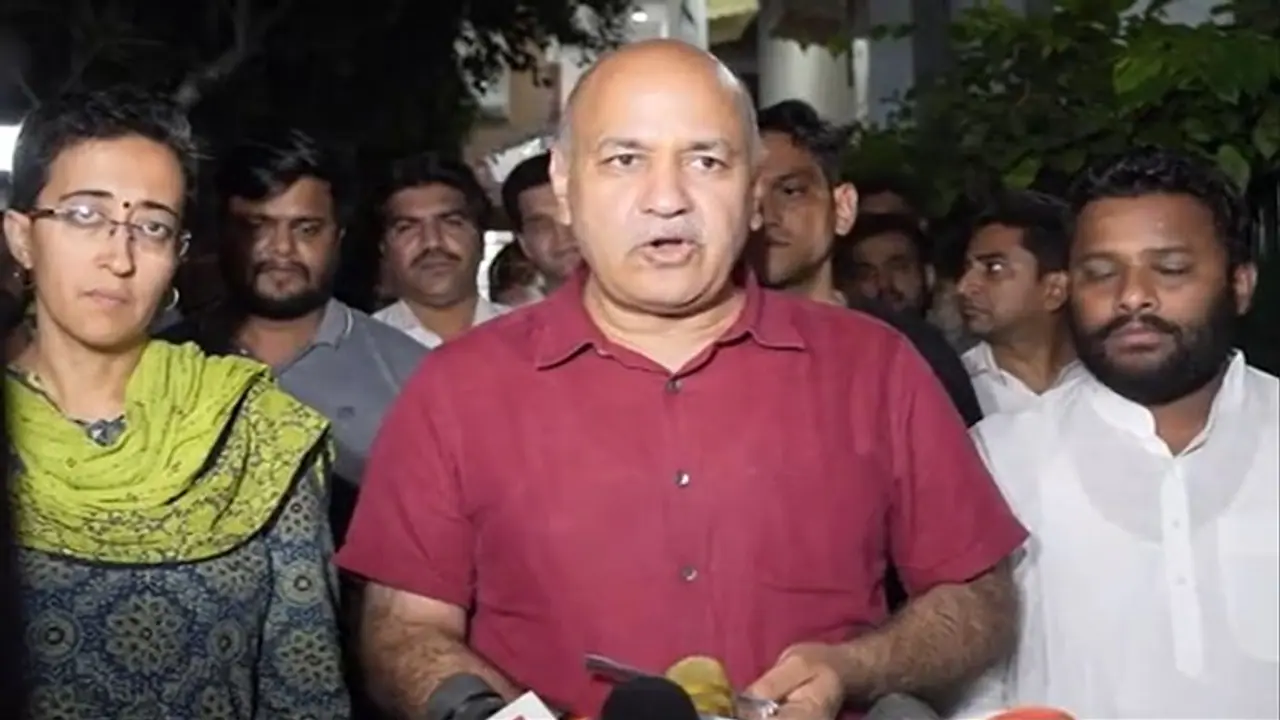 ఢిల్లీ లిక్కర్ స్కాంలో మనీష్ సిసోడియాకు చుక్కెదురు: బెయిల్ తిరస్కరించిన హైకోర్టు ఢిల్లీ లిక్కర్ స్కాంలో మనీష్ సిసోడియాకు చుక్కెదురు: బెయిల్ తిరస్కరించిన హైకోర్టు