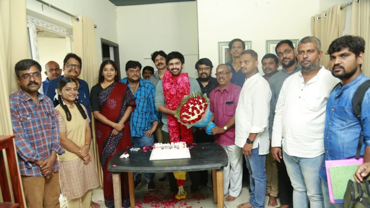 தமிழ் சினிமாவில் ஹீரோவாக அறிமுகமாகும் இயக்குனர் விக்ரமனின் மகன்..! துவங்கியது படப்பிடிப்பு..! 