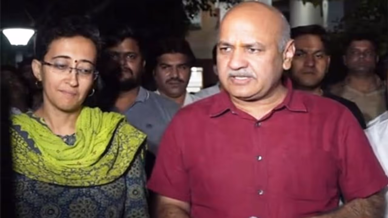 क्या CBI पर सवाल उठाने वाले मनीष सिसोदिया ने किया स्क्रिप्टेड ड्रामा, कपिल मिश्रा ने आप नेता को किया एक्सपोज क्या CBI पर सवाल उठाने वाले मनीष सिसोदिया ने किया स्क्रिप्टेड ड्रामा, कपिल मिश्रा ने आप नेता को किया एक्सपोज