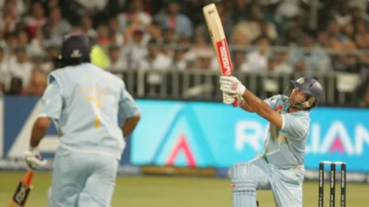 മറക്കാന് പറ്റുവോ യുവിയുടെ ആറ് സിക്സ്; ട്വന്റി 20 ലോകകപ്പ് ചരിത്രത്തിലെ ഏറ്റവും മികച്ച നിമിഷങ്ങള് മറക്കാന് പറ്റുവോ യുവിയുടെ ആറ് സിക്സ്; ട്വന്റി 20 ലോകകപ്പ് ചരിത്രത്തിലെ ഏറ്റവും മികച്ച നിമിഷങ്ങള്