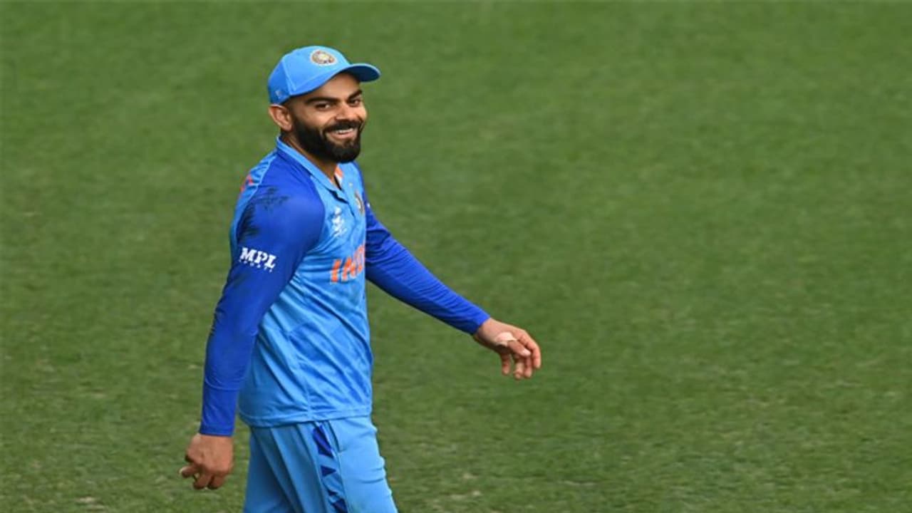 ফের হাফ সেঞ্চুরি বিরাটের, ফর্মে ফিরলেন রোহিত, বড় স্কোর ভারতের ফের হাফ সেঞ্চুরি বিরাটের, ফর্মে ফিরলেন রোহিত, বড় স্কোর ভারতের