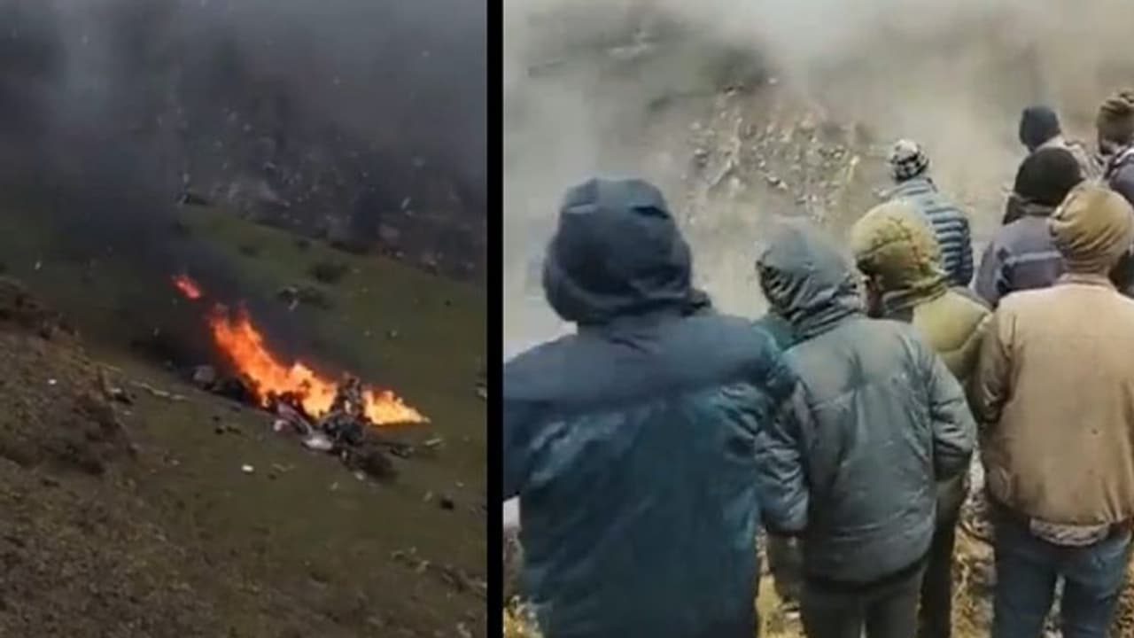কেদারনাথে যাত্রী বহনকারী হেলিকপ্টার দুর্ঘটনা, পাইলটসহ ৭ জন নিহত, দেখুন মর্মান্তিক ভিডিও