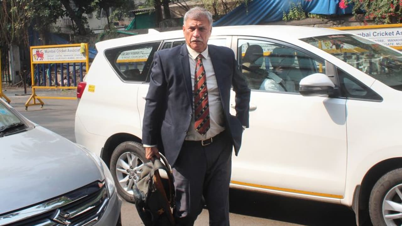 रोजर बिन्नी होंगे BCCI अध्यक्ष, जानें कौन बना आईपीएल चेयरमैन और कब होगा महिला IPL रोजर बिन्नी होंगे BCCI अध्यक्ष, जानें कौन बना आईपीएल चेयरमैन और कब होगा महिला IPL