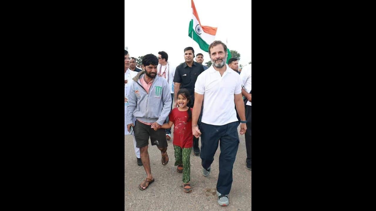 రాయచూర్ నుండి పునఃప్రారంభమైన రాహుల్ గాంధీ భారత్ జోడో యాత్ర రాయచూర్ నుండి పునఃప్రారంభమైన రాహుల్ గాంధీ భారత్ జోడో యాత్ర