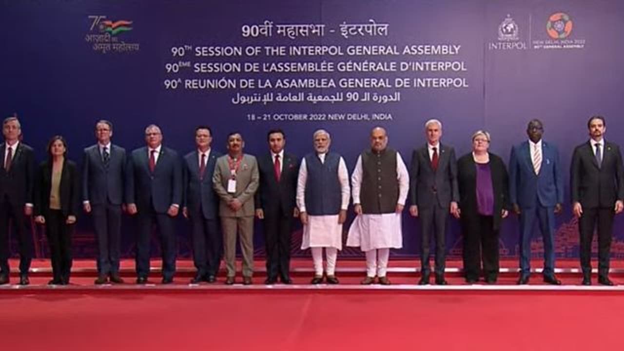 आतंकवाद, भ्रष्टाचार के खात्मे के लिए इंटरपोल को रेड कॉर्नर नोटिस की कार्रवाई में तेजी लाना होगा: पीएम मोदी