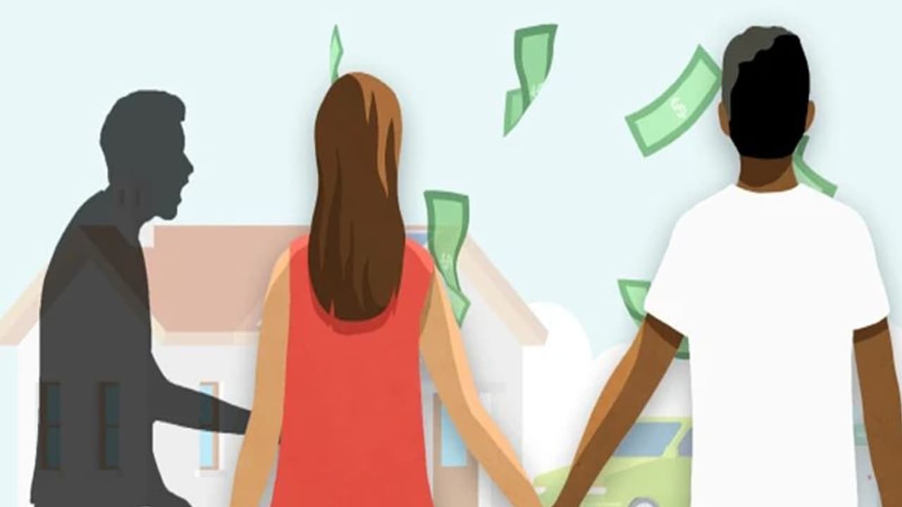 कर्ज की वजह से पति से टूट रहा था रिश्ता, महिला ने दूसरे मर्द के साथ बनाया रोमांटिक संबंध और फिर... कर्ज की वजह से पति से टूट रहा था रिश्ता, महिला ने दूसरे मर्द के साथ बनाया रोमांटिक संबंध और फिर...