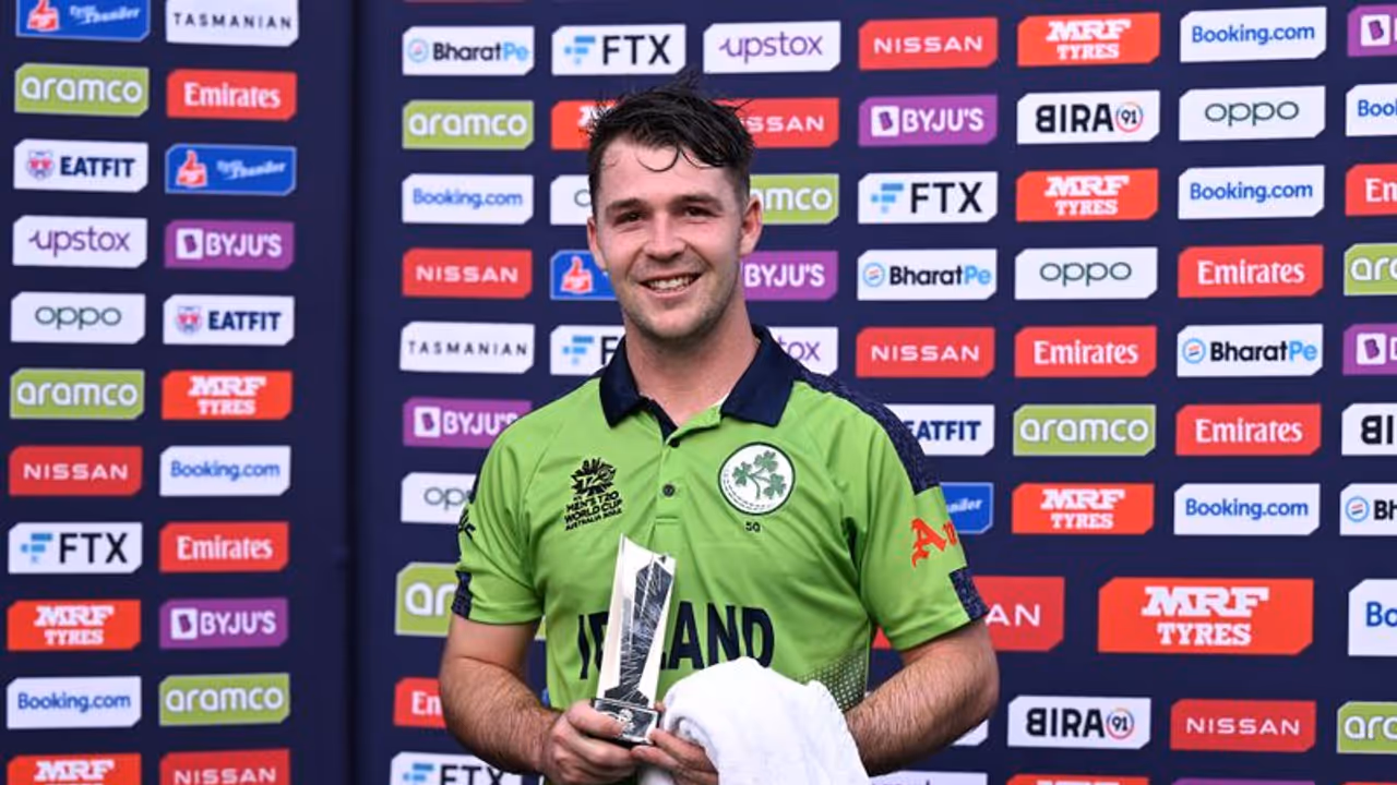 டி20 உலக கோப்பை: கர்டிஸ் கேம்பர் காட்டடி அரைசதம்.. ஸ்காட்லாந்தை வீழ்த்தி அயர்லாந்து அபார வெற்றி டி20 உலக கோப்பை: கர்டிஸ் கேம்பர் காட்டடி அரைசதம்.. ஸ்காட்லாந்தை வீழ்த்தி அயர்லாந்து அபார வெற்றி