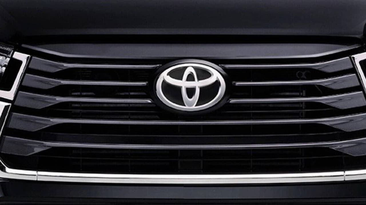 ബലേനോയെ സ്വന്തമാക്കുമ്പോള് നല്കാൻ ടൊയോട്ട കരുതിവച്ചിരിക്കുന്ന പേരെന്തെന്ന് അറിയുമോ? ബലേനോയെ സ്വന്തമാക്കുമ്പോള് നല്കാൻ ടൊയോട്ട കരുതിവച്ചിരിക്കുന്ന പേരെന്തെന്ന് അറിയുമോ?