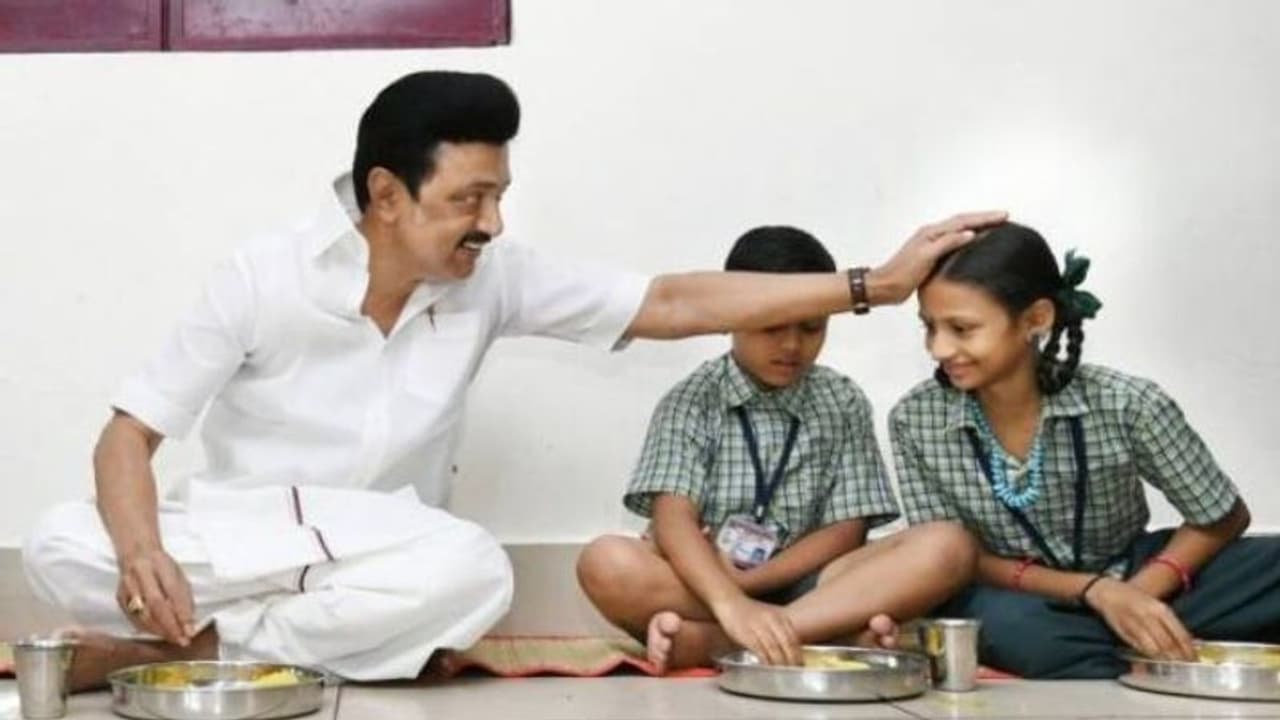 7,200 புதிய வகுப்பறைகள்.! காலை உணவுத் திட்டம் முதல் தகைசால் பள்ளி வரை.! திட்டங்களை லிஸ்ட் போட்ட முதல்வர்.! 7,200 புதிய வகுப்பறைகள்.! காலை உணவுத் திட்டம் முதல் தகைசால் பள்ளி வரை.! திட்டங்களை லிஸ்ட் போட்ட முதல்வர்.!