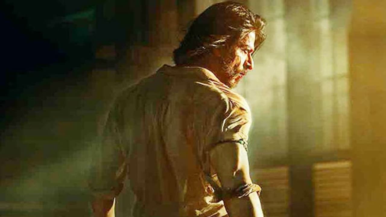 इंतजार खत्म , 250 करोड़ की पठान का टीजर इस दिन होगा रिलीज, शाहरुख खान के लिए मेकर्स ने चुनी खास डेट इंतजार खत्म , 250 करोड़ की पठान का टीजर इस दिन होगा रिलीज, शाहरुख खान के लिए मेकर्स ने चुनी खास डेट