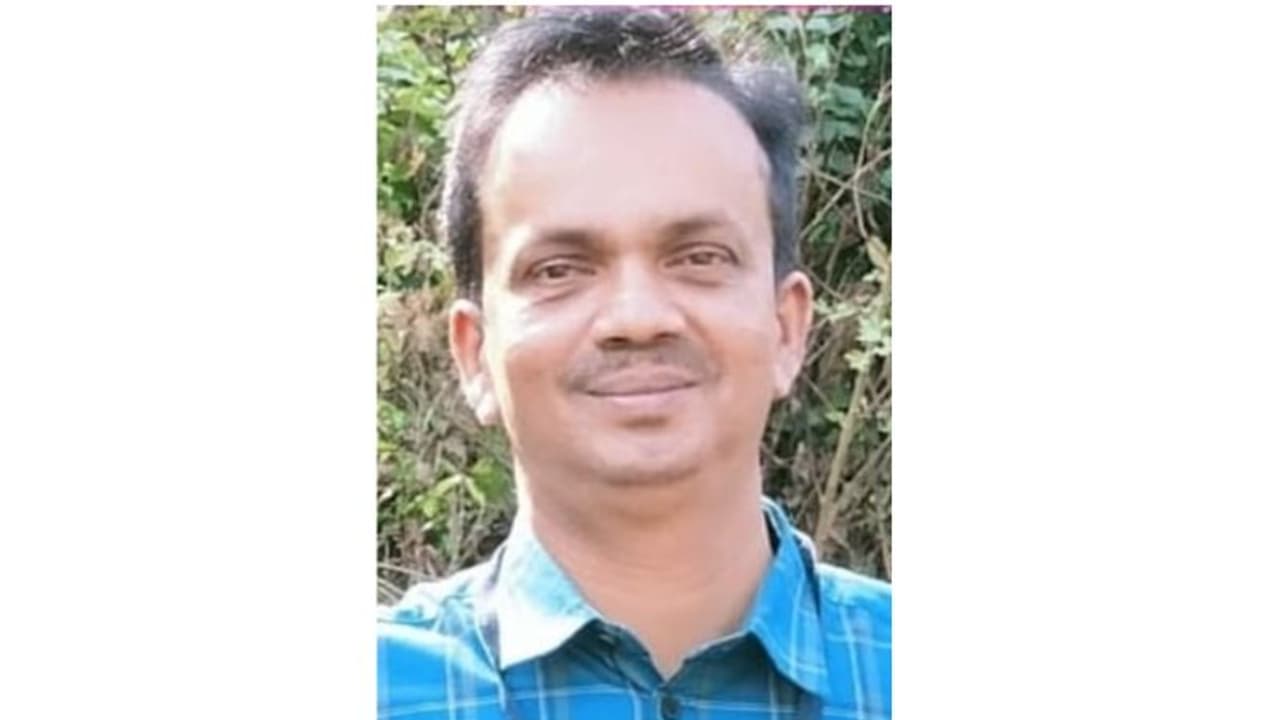 കരാര്‍ നിയമനത്തിന് കോഴ, അശ്ലീല സംസാരം; യുവതി ആത്മഹത്യയ്ക്ക് ശ്രമിച്ച സംഭവത്തില്‍ ഉദ്യോഗസ്ഥന് സസ്‌പെന്‍ഷന്‍ 