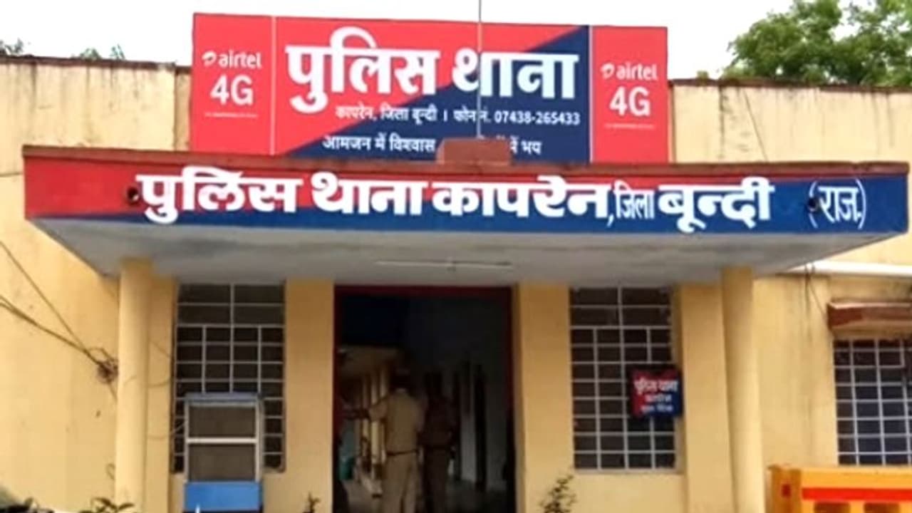 दिवाली से पहले निकाल दिया दिवाला, मासूम को गन प्वाइंट पर ऑटो मोबाइल व्यापारी के साथ कर दी ये वारदात दिवाली से पहले निकाल दिया दिवाला, मासूम को गन प्वाइंट पर ऑटो मोबाइल व्यापारी के साथ कर दी ये वारदात