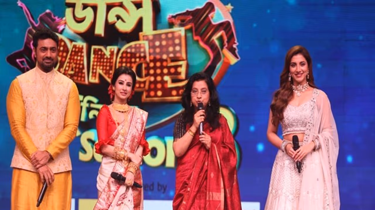 ‘মনে হয় মহারাজ ‘বিচারক’ ডোনাকে দেখবে, পরামর্শ সমালোচনা সবই করবে’: ডোনা গঙ্গোপাধ্যায় ‘মনে হয় মহারাজ ‘বিচারক’ ডোনাকে দেখবে, পরামর্শ সমালোচনা সবই করবে’: ডোনা গঙ্গোপাধ্যায়