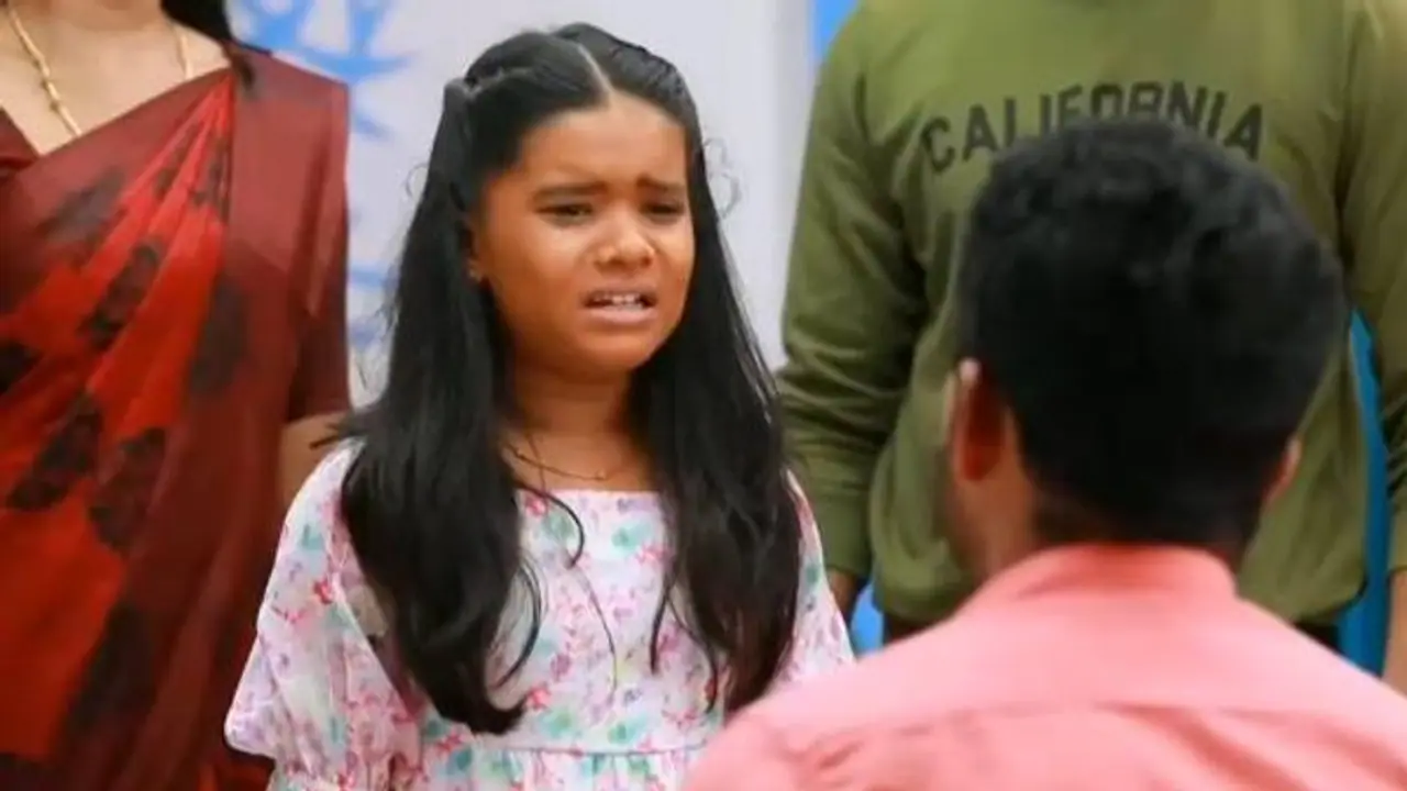 bharathi kannamma : திட்டமிட்டபடி கருவை களைத்த வெண்பா.. அதிரடி முடிவெடுத்த ஹேமா..