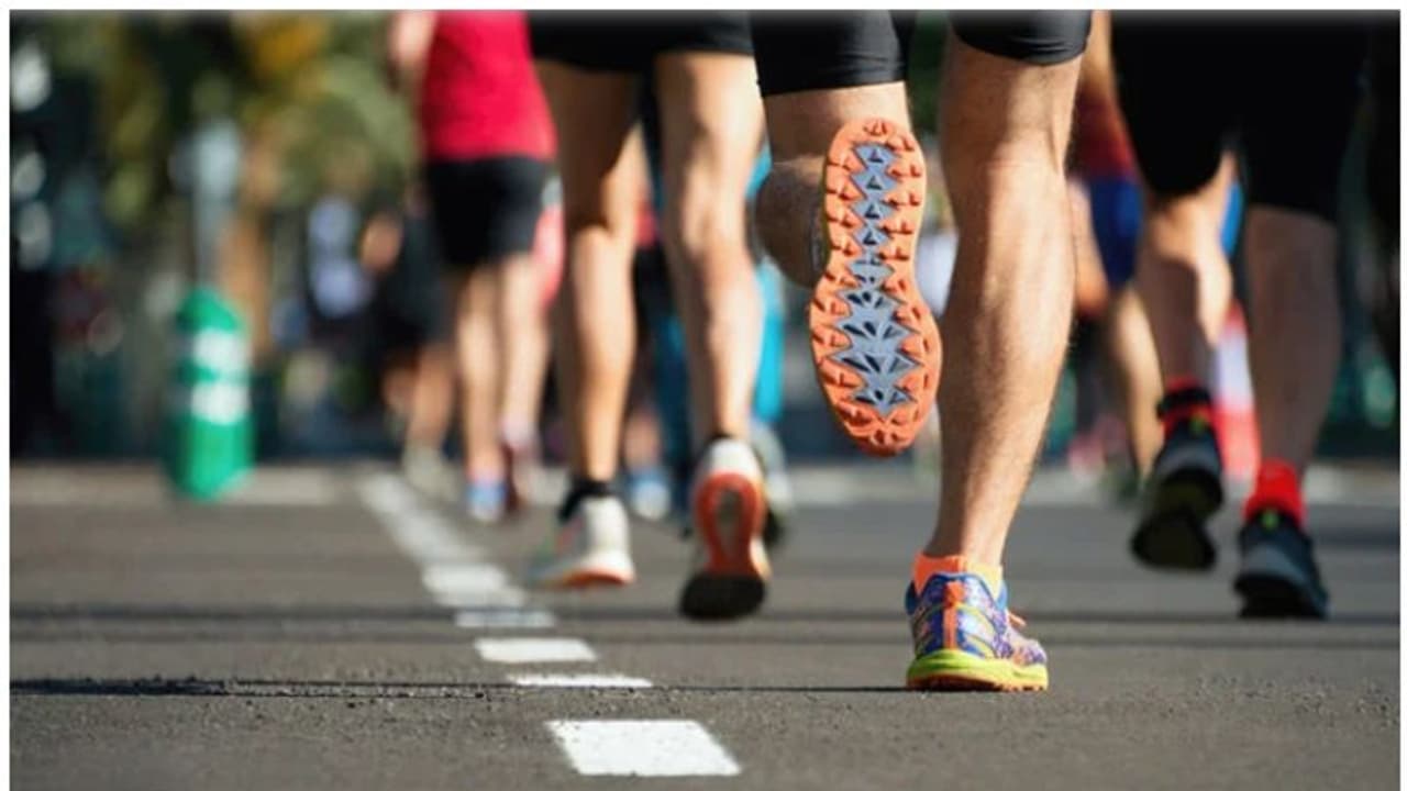 10ಕಿ.ಮೀ ಮ್ಯಾರಥಾನ್ ಓಡಿದ 20ರ ಹರೆಯದ ವಿದ್ಯಾರ್ಥಿಗೆ ಹೃದಯಾಘಾತ, ಕುಸಿದು ಬಿದ್ದು ಸಾವು!