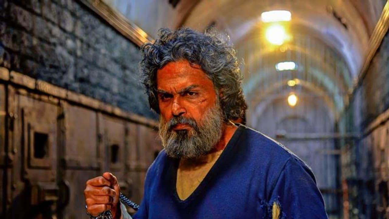 #Sardar: షాకిస్తున్న కార్తి ‘సర్దార్’ కలెక్షన్స్ , యావరేజ్ టాక్ తో బ్రేక్ ఈవెన్ ! #Sardar: షాకిస్తున్న కార్తి ‘సర్దార్’ కలెక్షన్స్ , యావరేజ్ టాక్ తో బ్రేక్ ఈవెన్ !