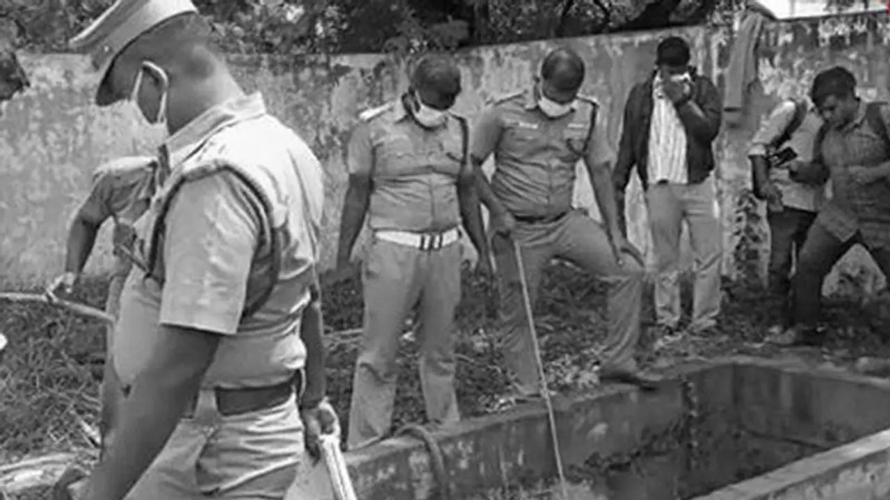 பிரபல கேளிக்கை விடுதியில் பயங்கரம்.. கழிவுநீர் தொட்டியை சுத்தம் செய்த போது விஷவாயு தாக்கி 3 தொழிலாளர்கள் பலி பிரபல கேளிக்கை விடுதியில் பயங்கரம்.. கழிவுநீர் தொட்டியை சுத்தம் செய்த போது விஷவாயு தாக்கி 3 தொழிலாளர்கள் பலி