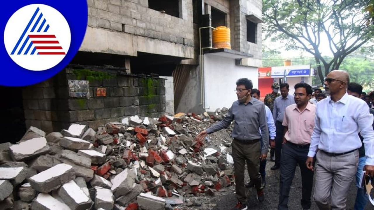 Bengaluru: ರಸ್ತೆ ದುರಸ್ತಿಗೂ ಮುನ್ನ ಚರಂಡಿ ಸ್ವಚ್ಛಗೊಳಿಸಿ: ತುಷಾರ್ ಗಿರಿನಾಥ್ Bengaluru: ರಸ್ತೆ ದುರಸ್ತಿಗೂ ಮುನ್ನ ಚರಂಡಿ ಸ್ವಚ್ಛಗೊಳಿಸಿ: ತುಷಾರ್ ಗಿರಿನಾಥ್