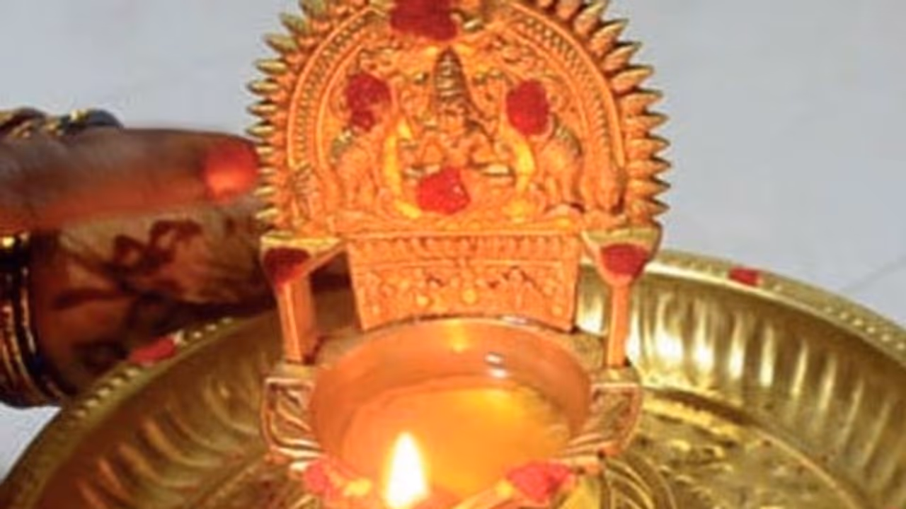 ലളിതാസഹസ്രനാമം നിത്യവും ജപിച്ചോളൂ , അനേക ഫലം 