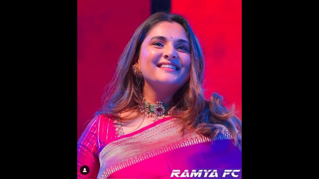 Karnataka Election : ಎಚ್.ಡಿ.ಕುಮಾರಸ್ವಾಮಿ ವಿರುದ್ಧ ರಮ್ಯ ? Karnataka Election : ಎಚ್.ಡಿ.ಕುಮಾರಸ್ವಾಮಿ ವಿರುದ್ಧ ರಮ್ಯ ?